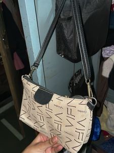 Stylish Cream &amp; Black Logo Handbag