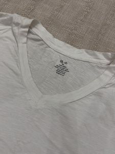 Basic White V-Neck Tee with tie knot
