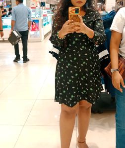 Sale!!! Ditsy Floral Dress
