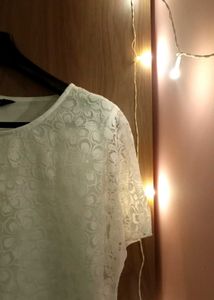 Elegant White Lace Short Sleeve Top