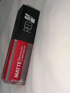 RED4 Matte Non Transfer Liquid Lipcream
