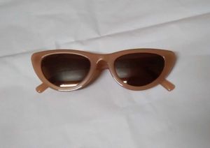 Stylish Cat-Eye Sunglasses