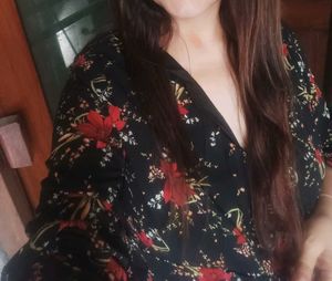 Floral Print V-Neck Top