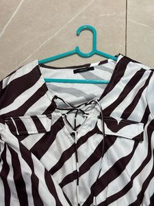Zebra Print Lace-Up Cropped Top