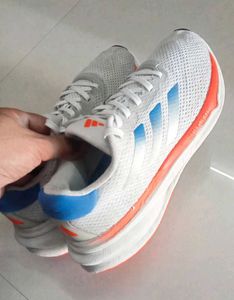 ORIGINAL 💯 ADIDAS WHITE RUNNING SHOES