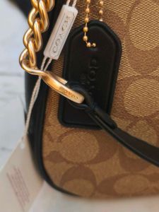 Coach Teri Black 🖤 for premium Lovers 🥹💌