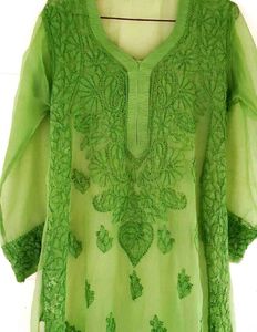 Green Embroidered chickenkari Kurta🌸