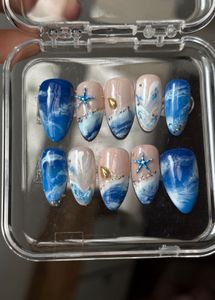Ocean Wave Press-On Nails