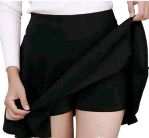 Chic Black Skater Skirt