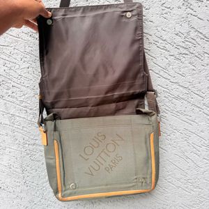 Louis Vuitton Paris Messenger Bag