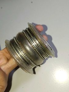 Silver Tone Stackable Bangles