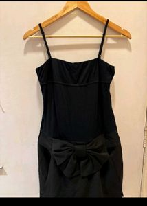 Chic Black Mini Dress with Bow Detail