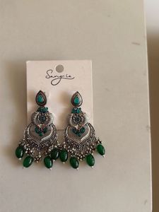 Sangria Dangle Earrings