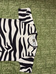 Trendy Black &amp; White Zebra Print Top | Oversized C