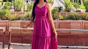 sleeveless tiered maxi dress