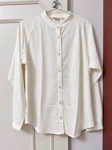 Wills Classic White Button-Up Shirt
