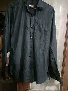 Full Sleeve Black Shirt For Men In L Size