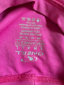 Sun Protection UPF 50+ top