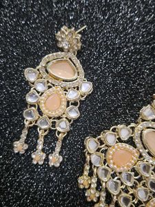 New Peach &amp; Crystal Necklace Set with Mangtika