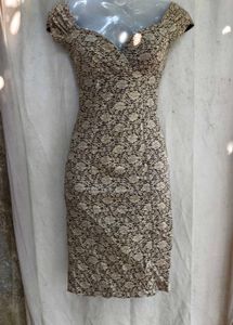 182510. Elegant Lace V-Neck Cap Sleeve Dress