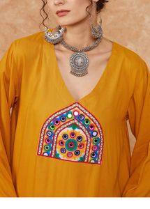Thread Work Kurta Suit Set XXL