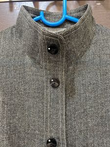 Grey Mandarins Collar Top