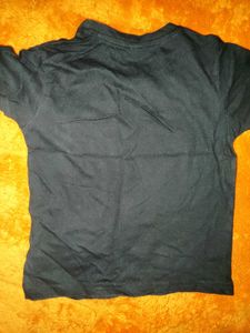 trendy black tshirt