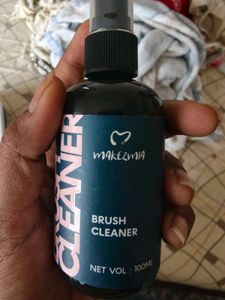 Makezmia Brush Cleaner Spray