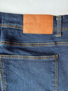 Zara Dark Wash Skinny Jeans (USA 8)
