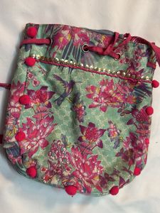 Floral Drawstring Bucket Bag