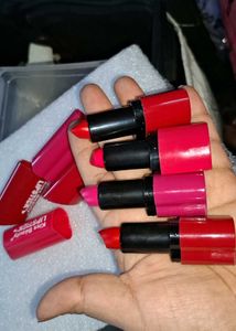 Kiss Beauty Lipstick Bundle of 4