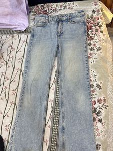 Light Wash Flared Jeans