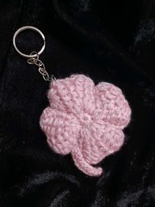 crochet clover keychain 🍀