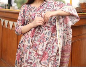 Floral Kurta Suit Set