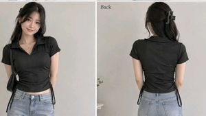 Ribbed Collared Crop Top
