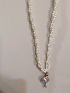 Elegant Pearl Necklace Set