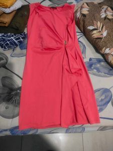 Coral Ruched Sheath Dress medium size
