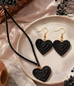 Crochet heart Necklace &amp; Earrings Set❤
