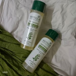 Biotique Bhringraj Therapeutic Hair Oil for Fall