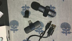 K8 Wireless Microphone for Vlogging
