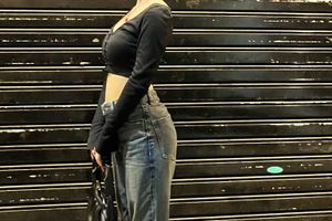 Chic Black Long Sleeve Crop Top