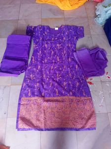 Elegant Purple Embroidered Kurta Set