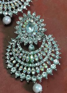 Stunning Crystal Jewellery Set 3 sets