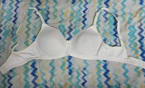 Comfortable White & cream lightly Padded Bra
