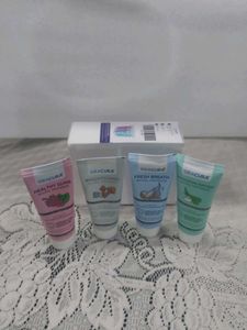 Oracura Natural Toothpaste (Pack of 4)