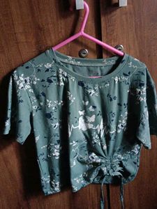 Cute Green Floral Crop Top