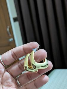 Anti tarnish golden hoops