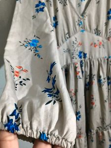 Flowy Floral Print Maxi Dress