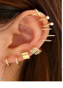Chic Ear Cuff Set - Gold Tone