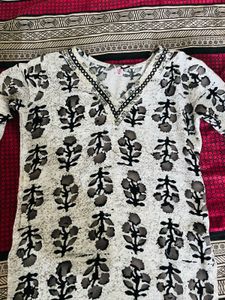 Elegant Printed Cotton Kurta